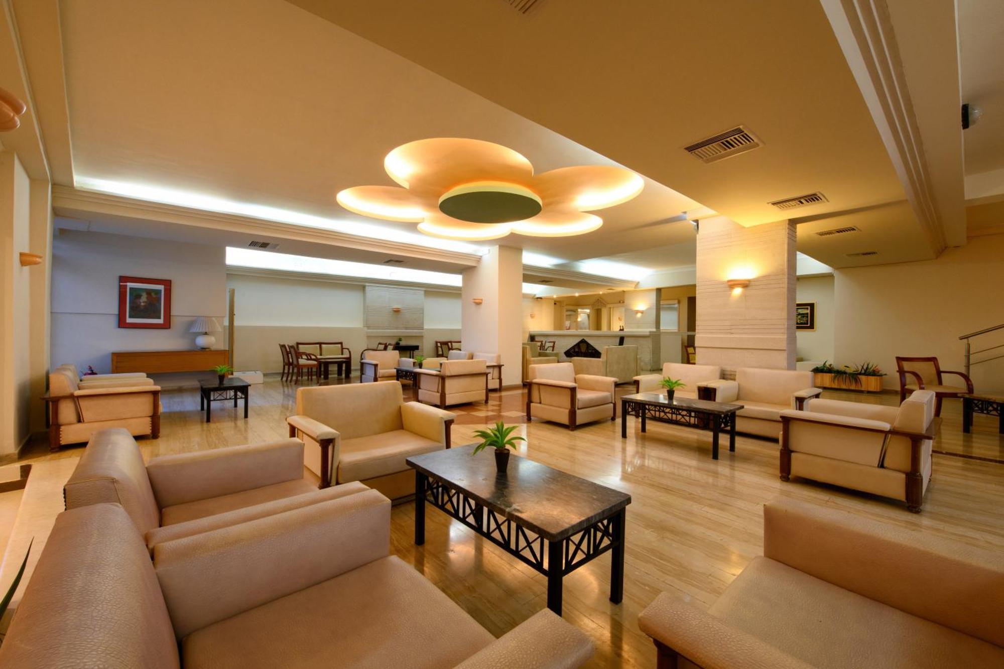 Potamaki Beach Hotel Benitses  Ngoại thất bức ảnh