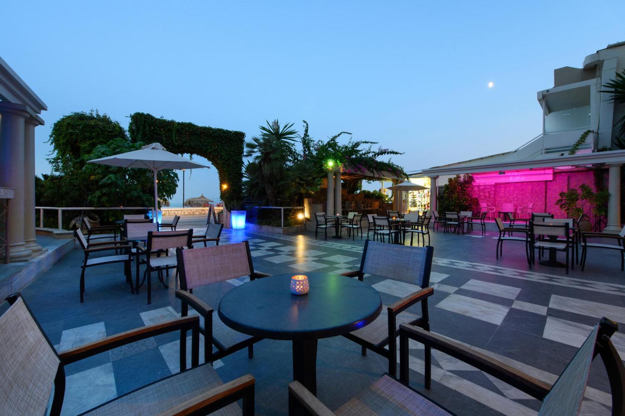 Potamaki Beach Hotel Benitses  Ngoại thất bức ảnh