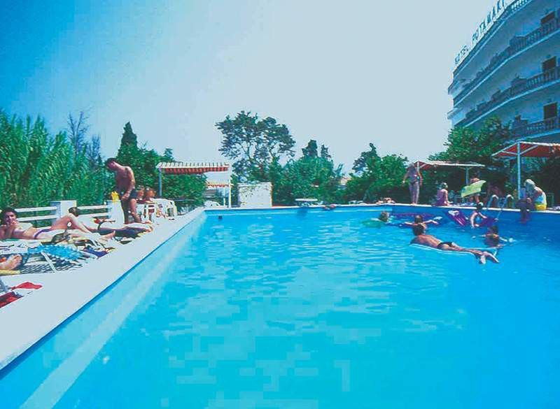 Potamaki Beach Hotel Benitses  Ngoại thất bức ảnh